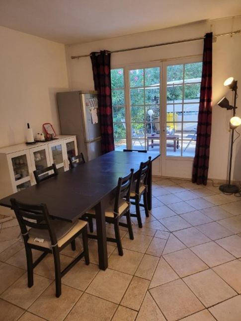 Grande Maison Avec 5 Chambres Et Jardin 亞維農 外观 照片