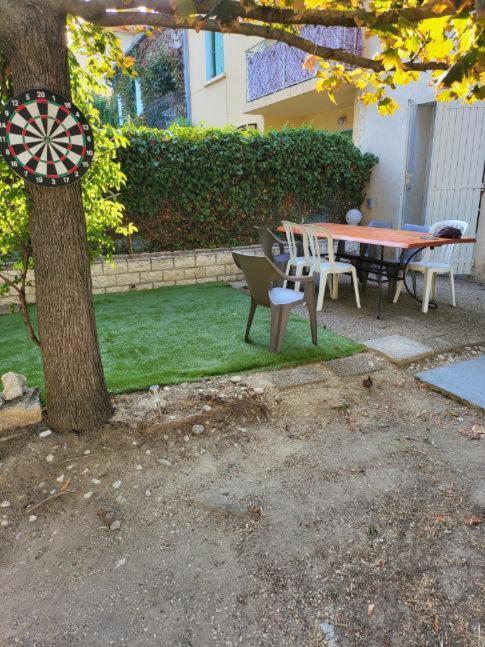 Grande Maison Avec 5 Chambres Et Jardin 亞維農 外观 照片
