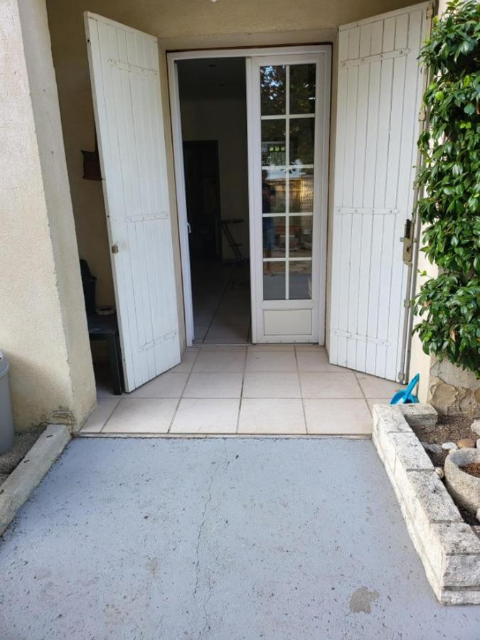 Grande Maison Avec 5 Chambres Et Jardin 亞維農 外观 照片